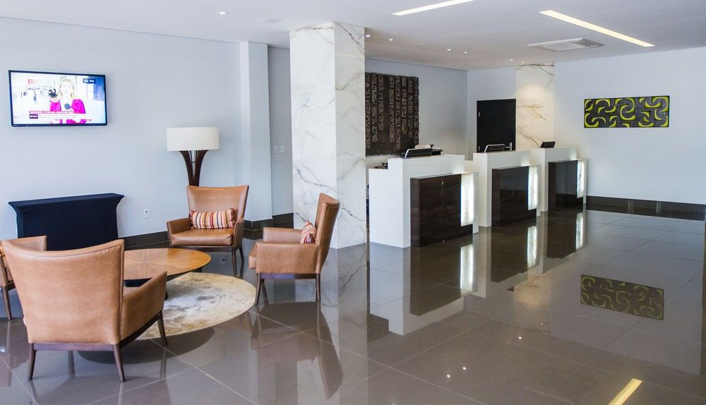 Fratele Business Hotel Patos de Minas Exterior photo